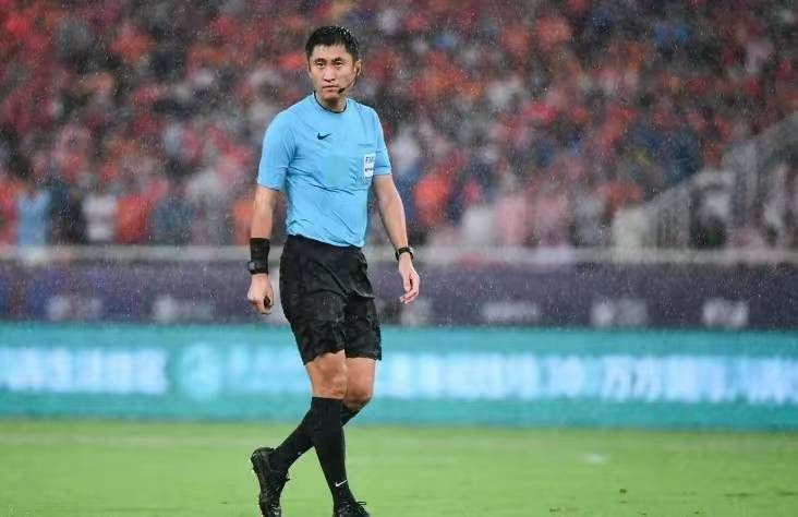美女扒开尿眼给男人桶