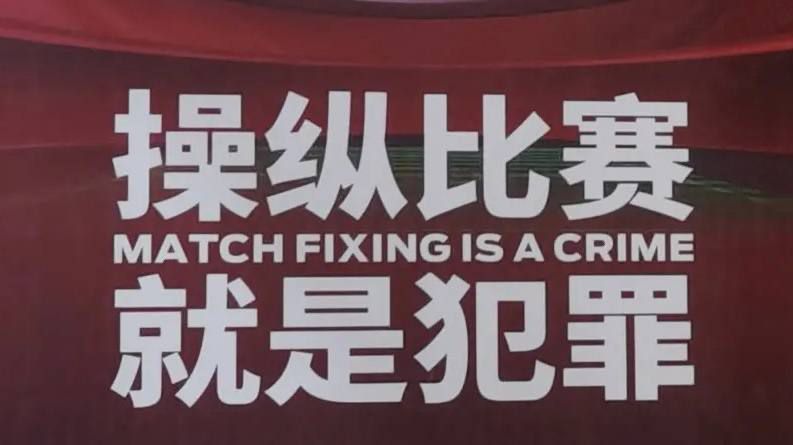 谎言:女模特的性爱
